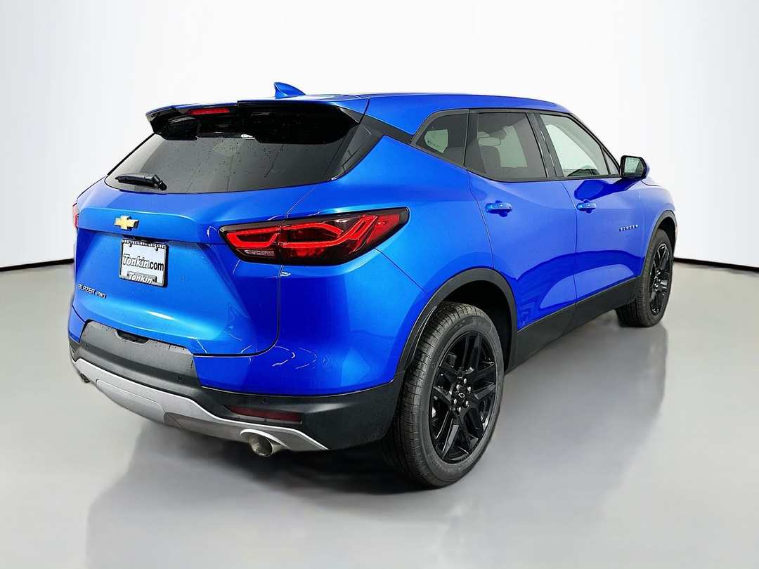 2025 Chevrolet Blazer LT - Image 8