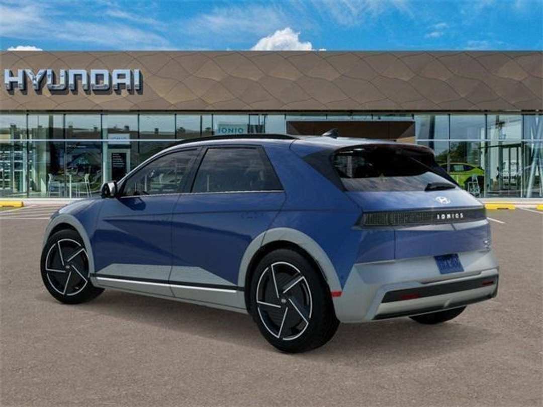 2026 Hyundai Ioniq 5 Limited - Image 5