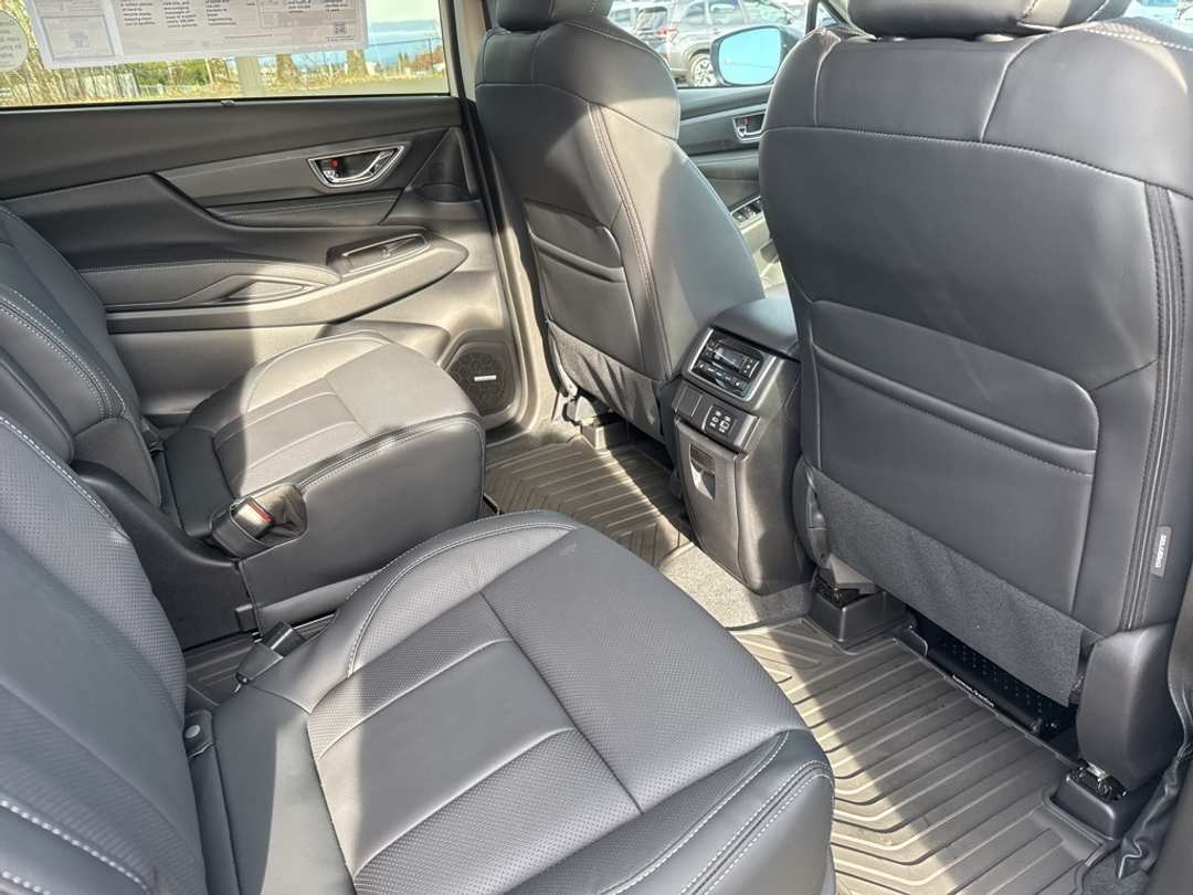 2026 Subaru Ascent Limited - Image 25