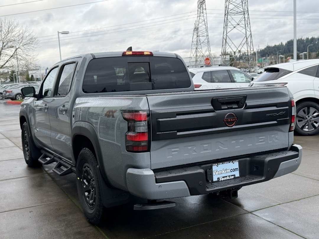 2026 Nissan Frontier PRO4X - Image 5