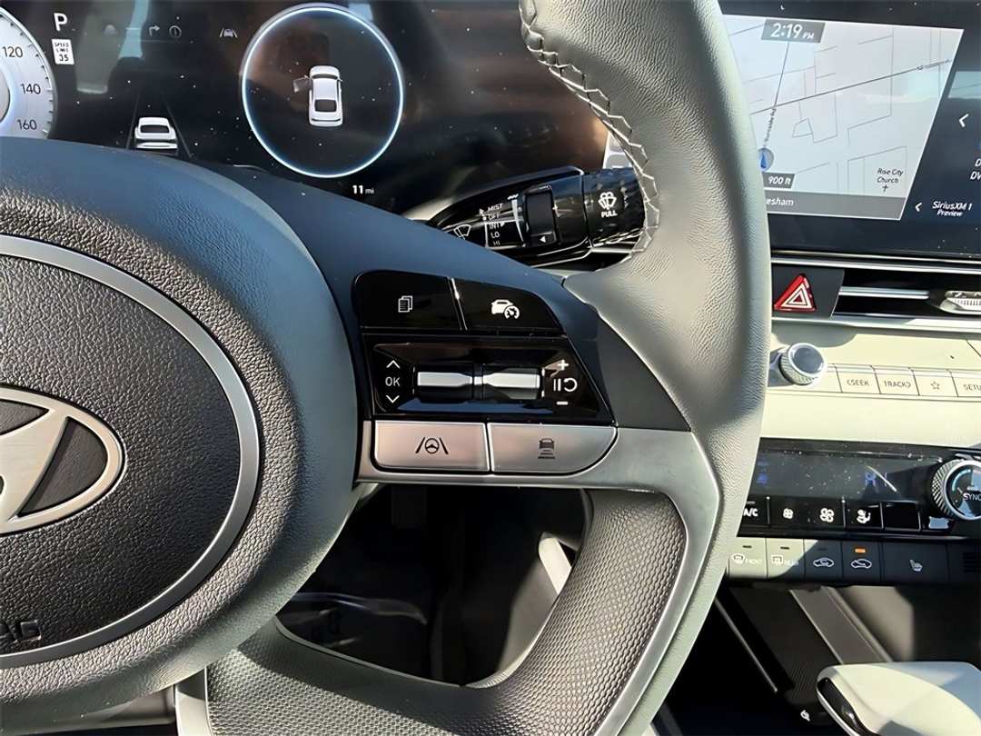 2026 Hyundai Elantra Limited - Image 18