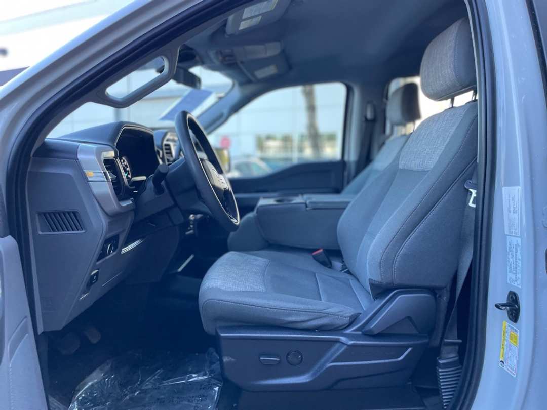 2023 Ford F-150 XLT - Image 18