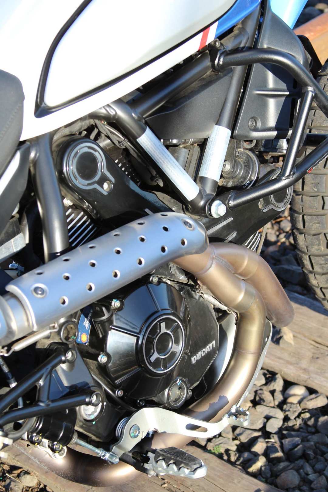 2022 Ducati Scrambler Desert Sled - Image 10