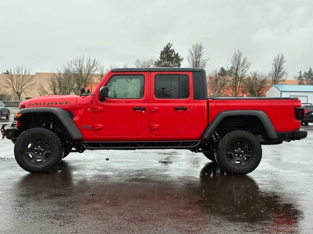 2022 Jeep Gladiator Mojave - Image 4