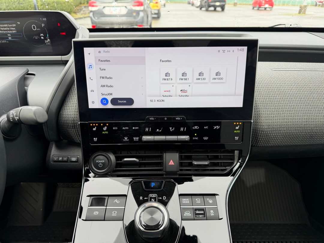 2023 Subaru Solterra Touring - Image 22