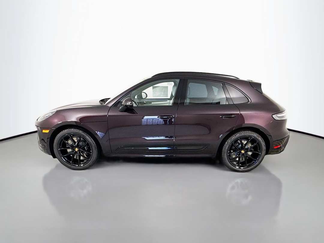 2026 Porsche Macan GTS - Image 2