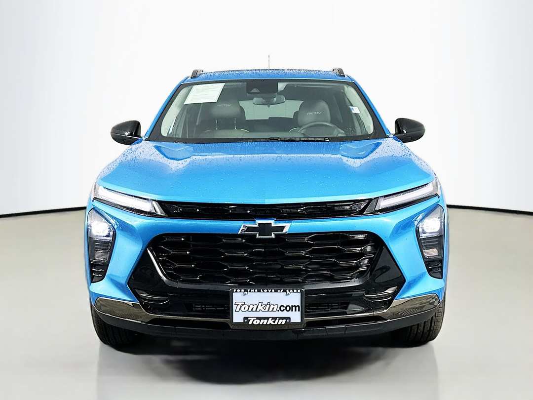 2025 Chevrolet Trax ACTIV - Image 2