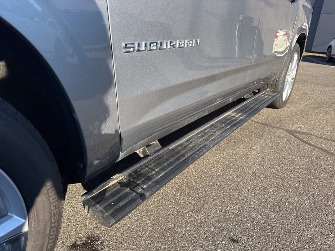 2024 Chevrolet Suburban High Country - Image 13