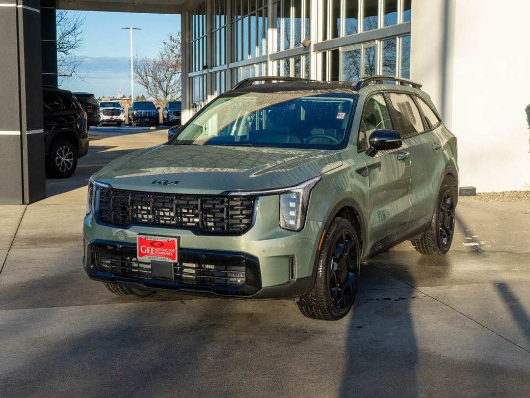 2026 Kia Sorento XLine EX - Image 3