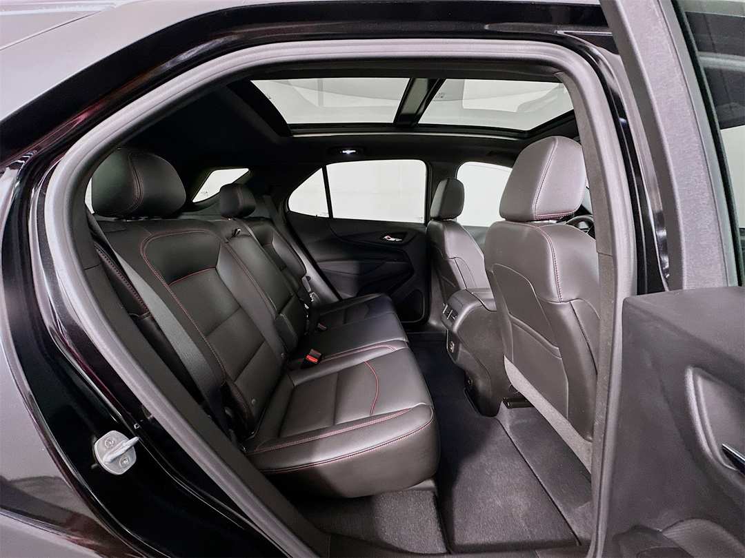 2022 Chevrolet Equinox RS - Image 29