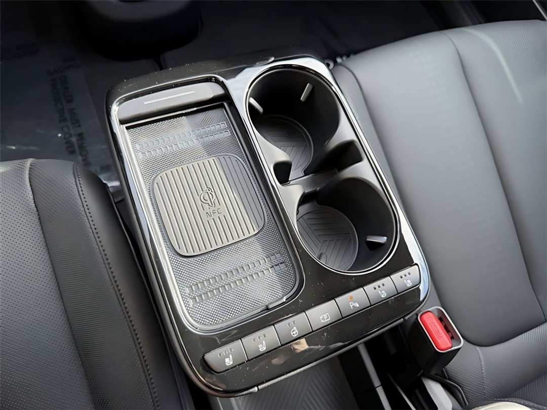 2026 Hyundai Ioniq 5 Limited - Image 24