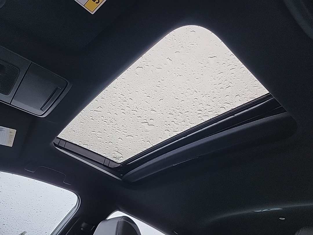 2026 Honda Civic Sport Touring - Image 10