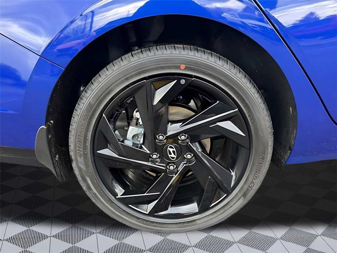 2026 Hyundai Elantra SEL Sport - Image 9