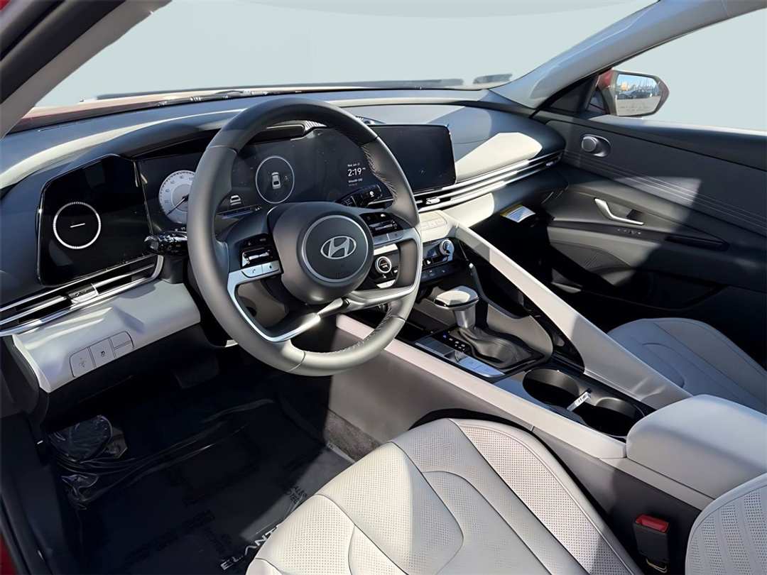 2026 Hyundai Elantra Limited - Image 16