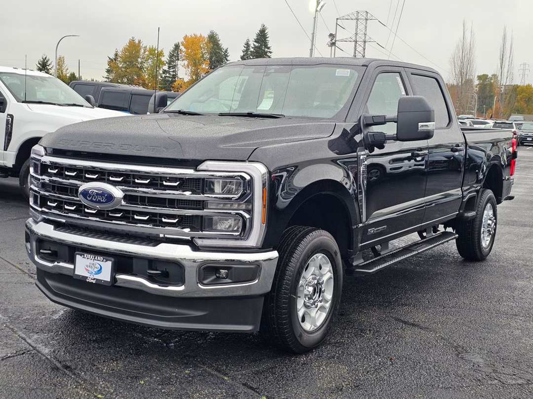 2026 Ford F-350Sd XLT - Image 3