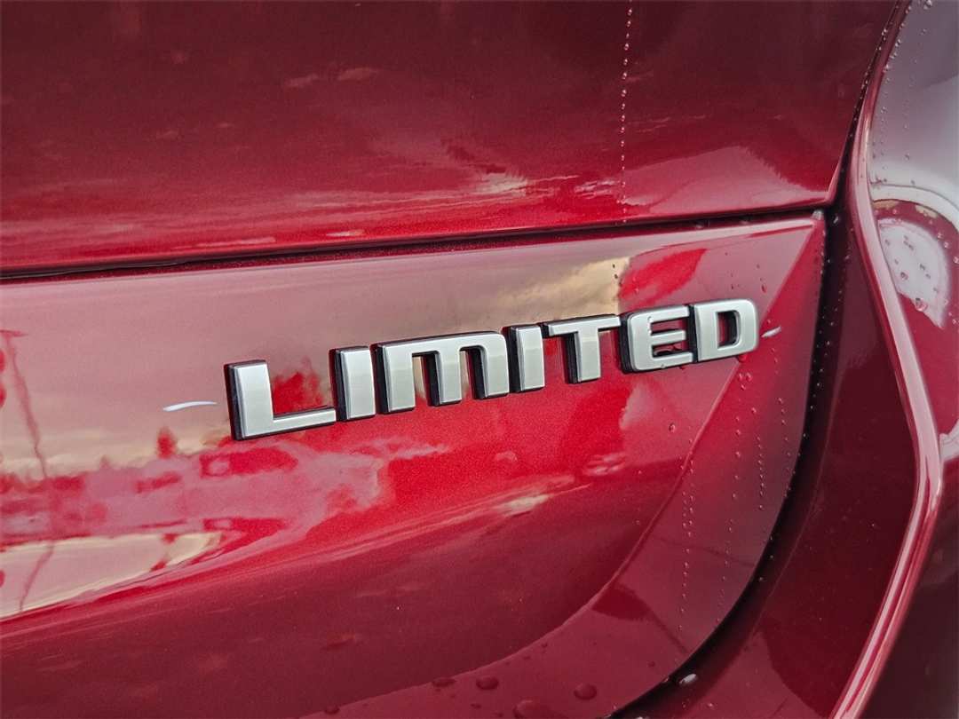 2025 Jeep Grand Cherokee L Limited - Image 33