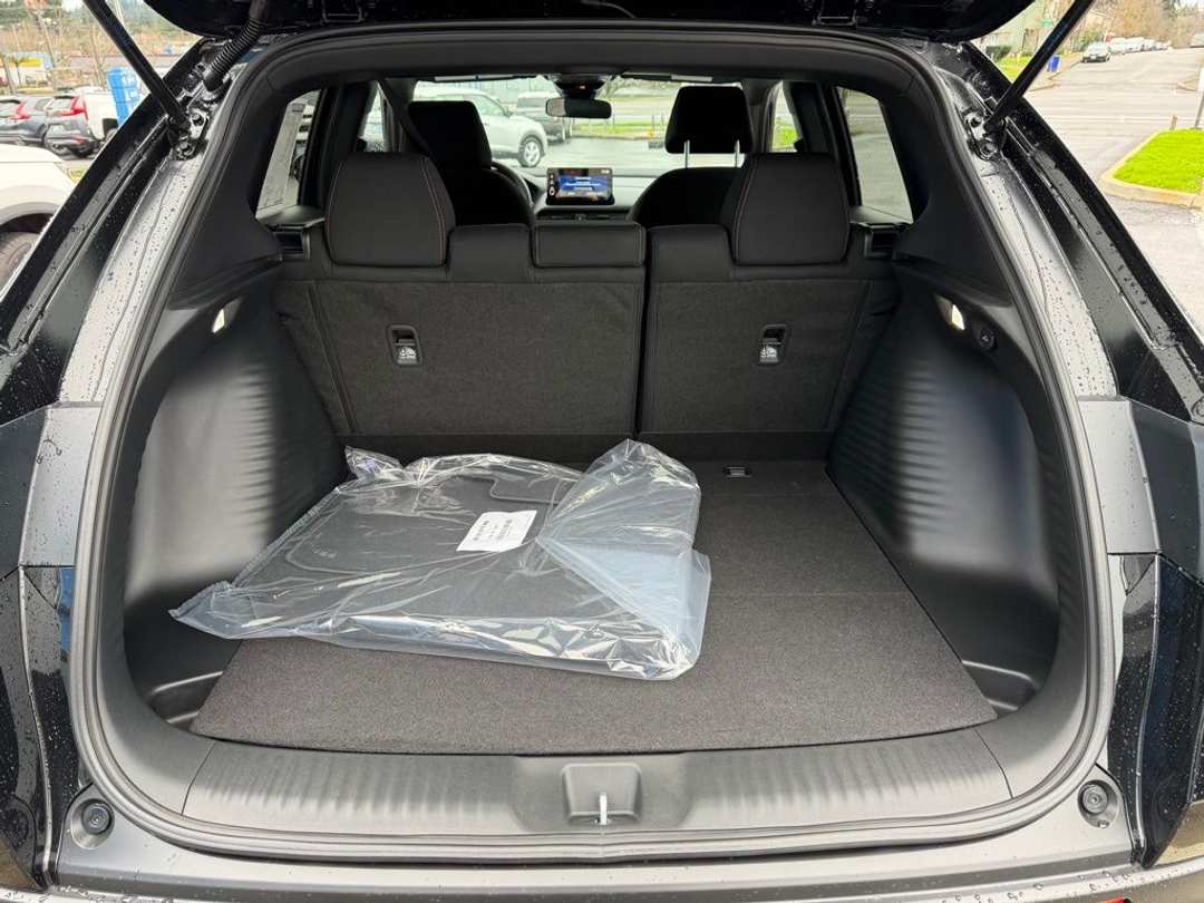 2026 Honda HR-V Sport - Image 11