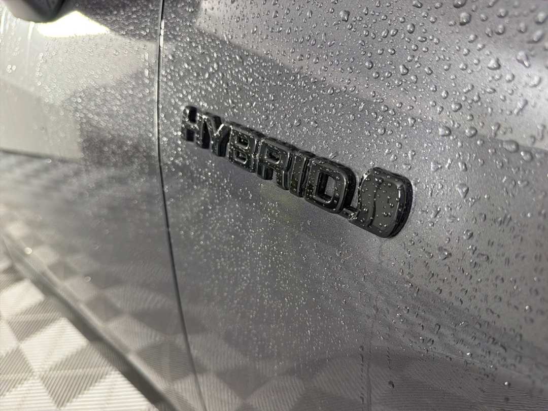 2021 Toyota Rav4 XSE - Image 10