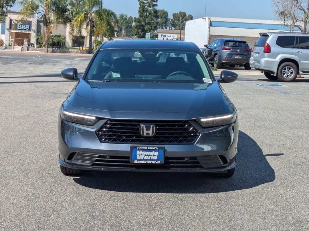 2026 Honda Accord EXL - Image 3