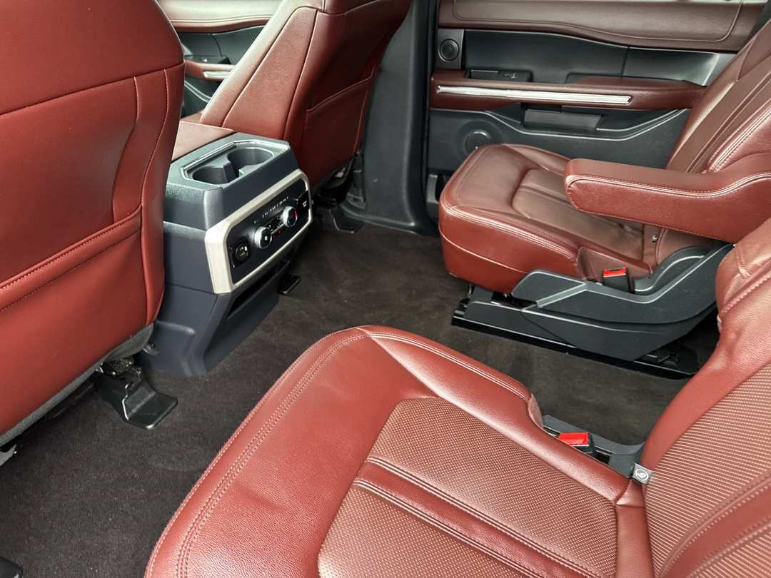 2023 Ford Expedition Limited - Image 11
