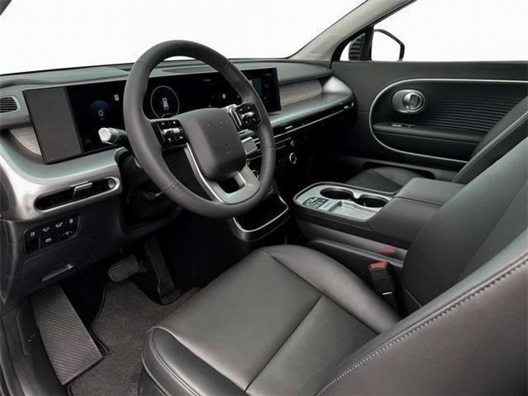 2026 Hyundai Ioniq 9 SEL - Image 14