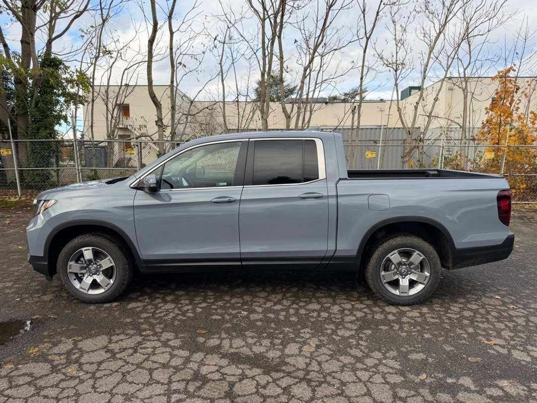 2026 Honda Ridgeline RTL - Image 5