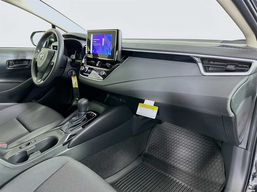 2026 Toyota Corolla LE - Image 27