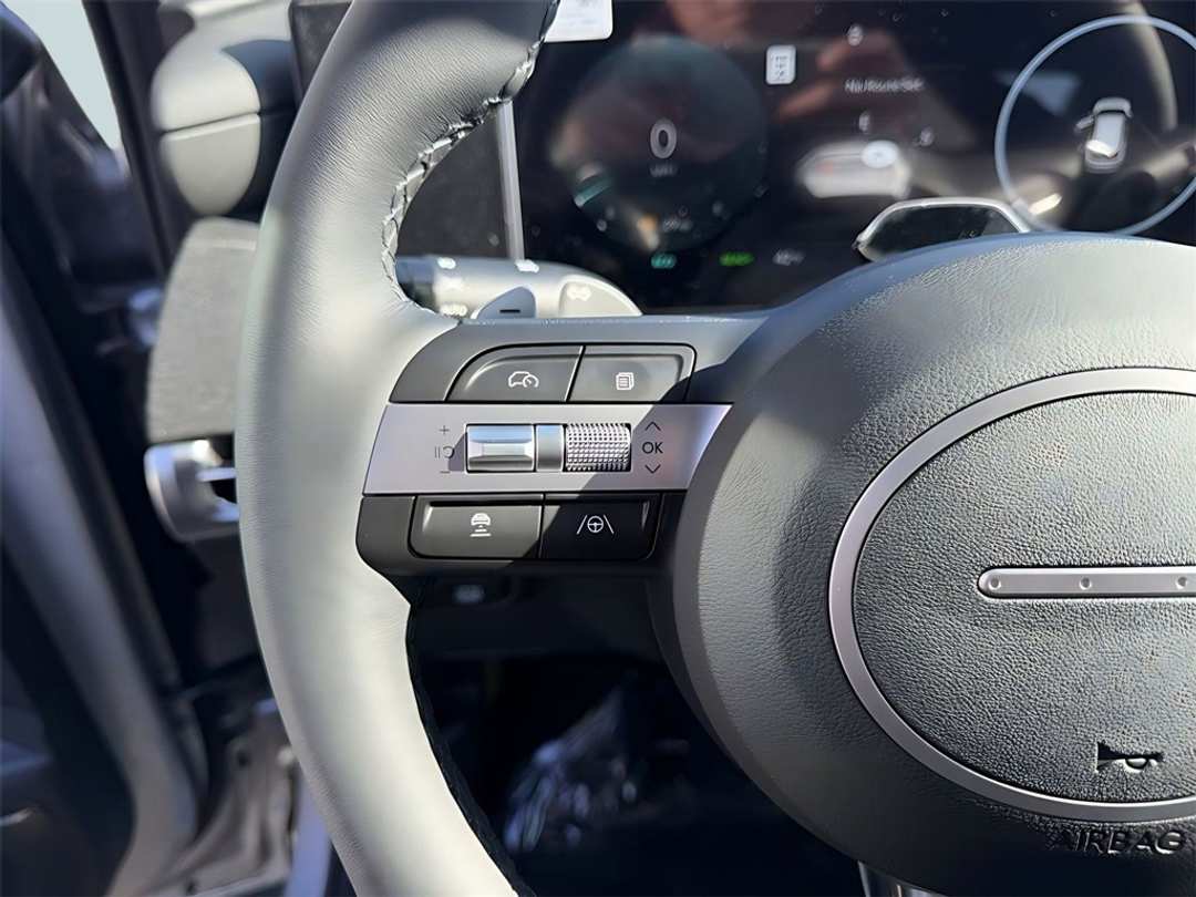 2026 Hyundai Tucson Limited - Image 16