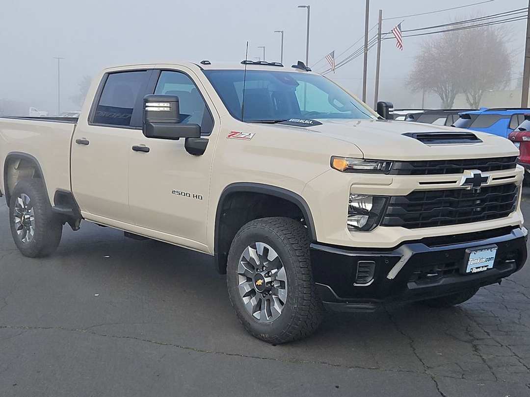 2026 Chevrolet Silverado 2500Hd Custom - Image 8