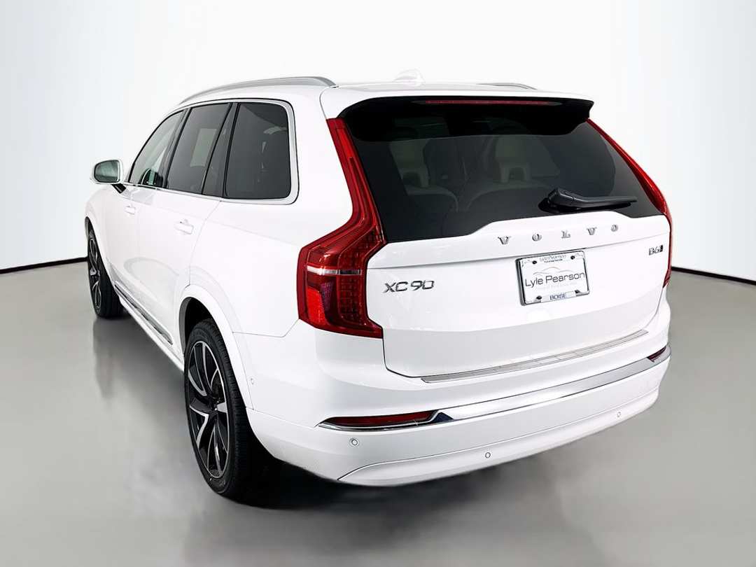 2023 Volvo Xc90 B6 Plus 7Seater - Image 3