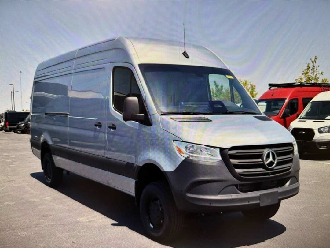 2026 Mercedes-Benz Sprinter 2500 Cargo 170 WB - Image 2