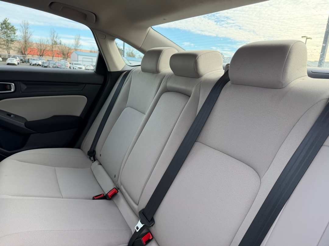 2022 Honda Civic EX - Image 30