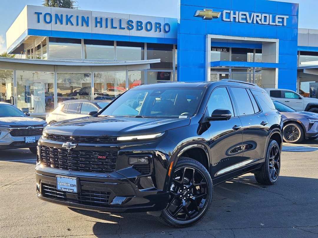 2026 Chevrolet Traverse RS - Image 2