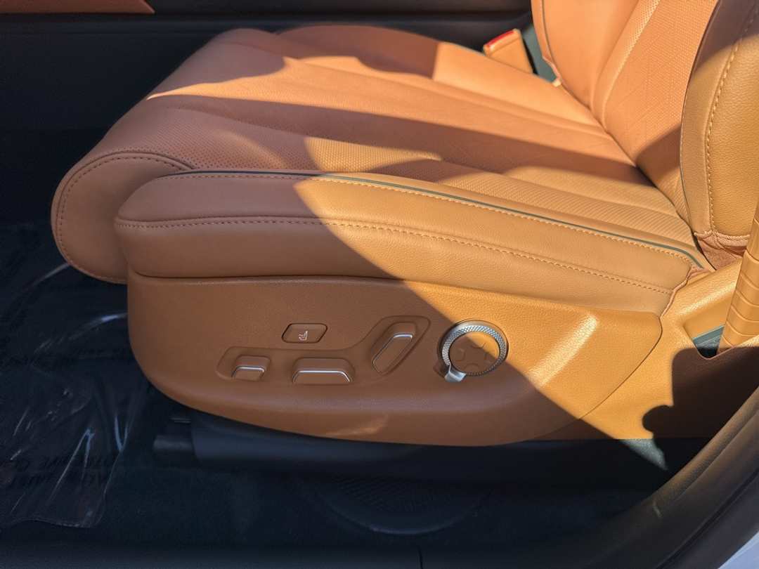 2026 Genesis Gv80 2.5T Prestige - Image 22