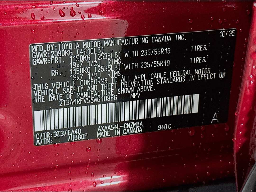 2025 Toyota Rav4 XLE Premium - Image 33