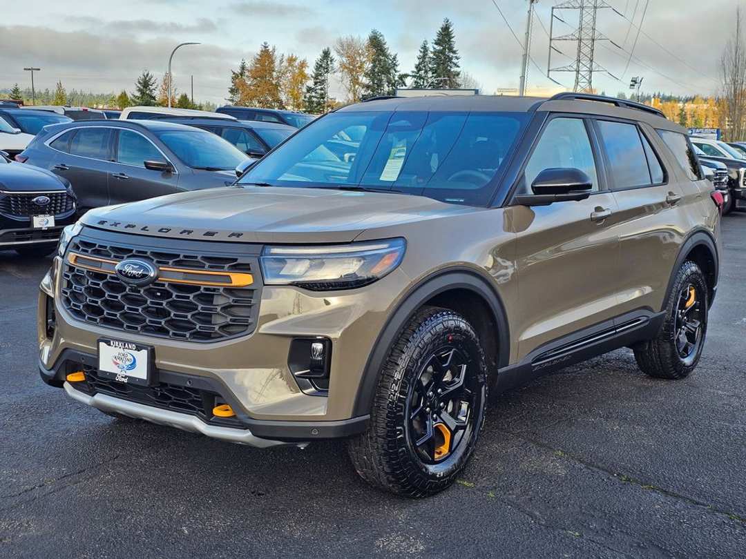 2026 Ford Explorer Tremor - Image 3