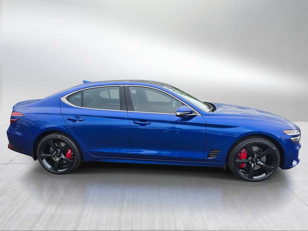 2026 Genesis G70 3.3T Sport Prestige - Image 2