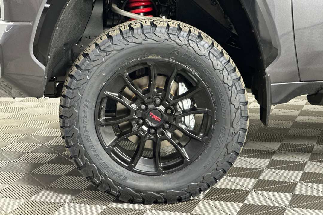 Toyota Tundra - Image 6