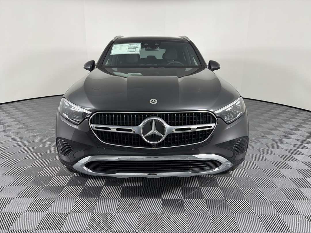 2026 Mercedes-Benz GLC GLC 300 - Image 2