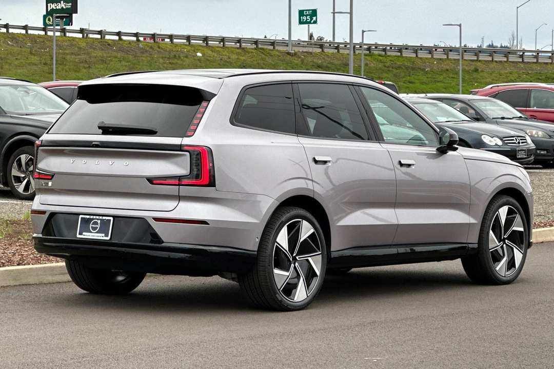 2026 Volvo Ex90 Twin Motor Performance Ultra - Image 3