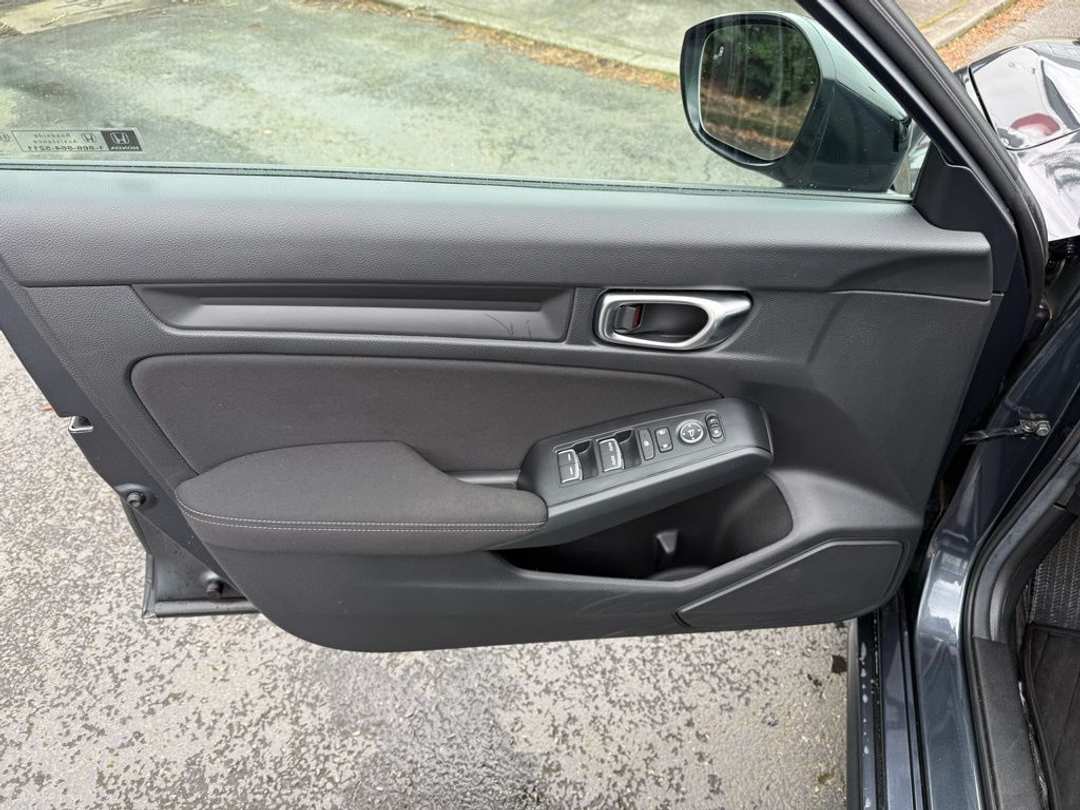 2025 Honda Civic Sport - Image 14