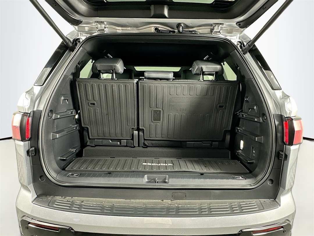 2026 Toyota Sequoia Platinum - Image 26