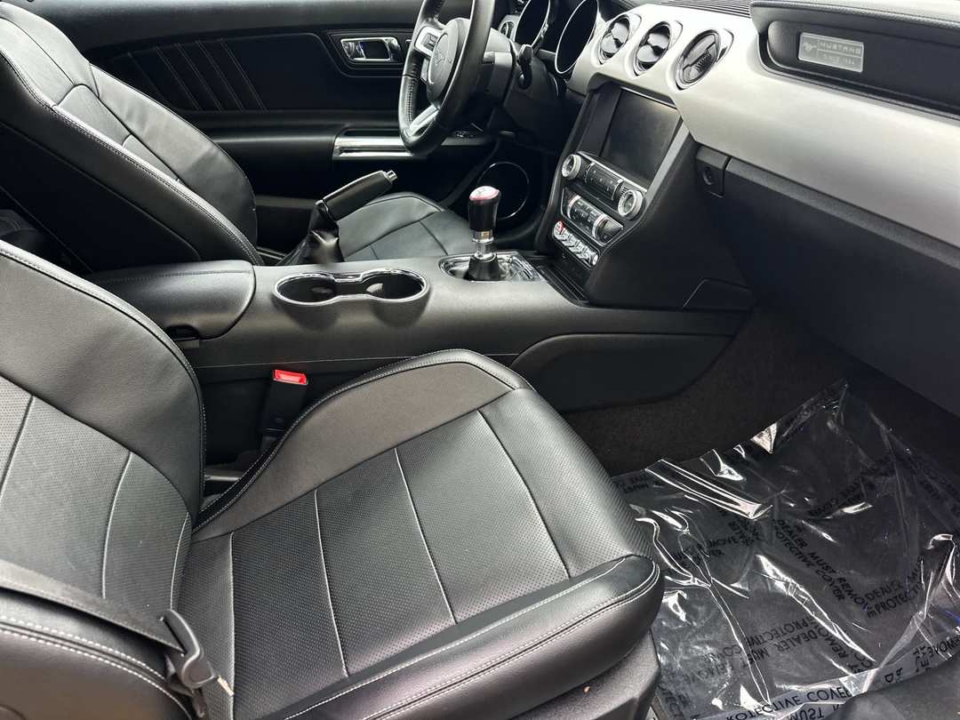 2015 Ford Mustang GT - Image 12