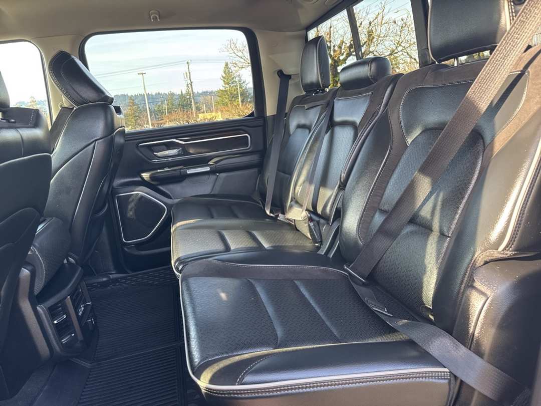 2022 Ram 1500 Laramie - Image 25
