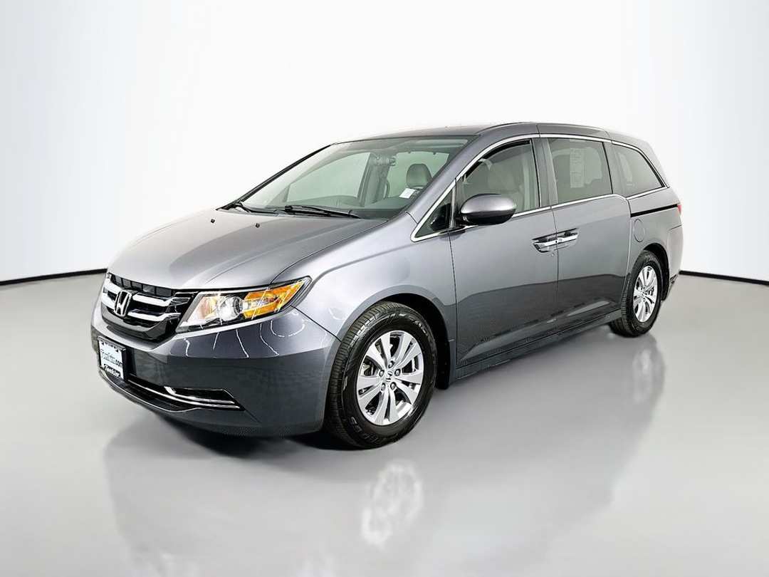 2017 Honda Odyssey SE - Image 4