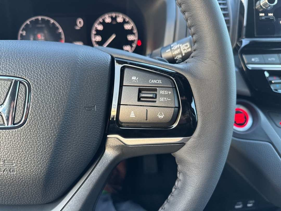 2026 Honda Odyssey EXL - Image 32