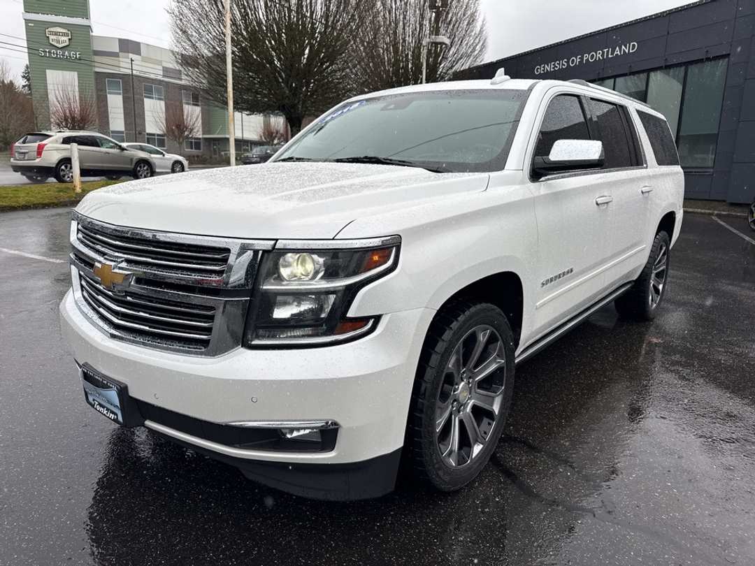 2018 Chevrolet Suburban Premier - Image 3