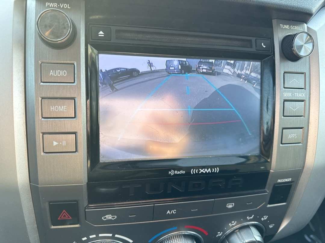 2014 Toyota Tundra SR5 - Image 41