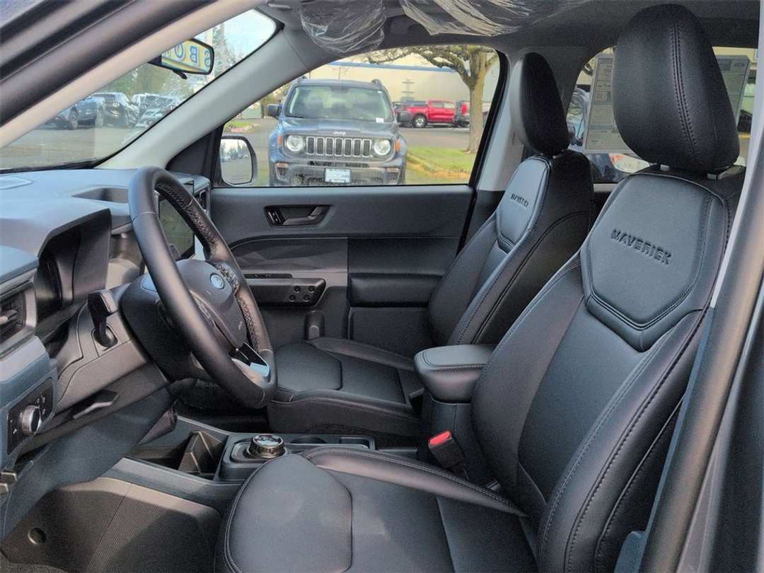 2026 Ford Maverick Lariat - Image 13