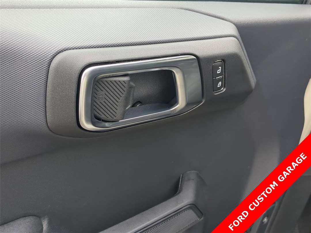 2025 Ford Bronco Big Bend - Image 10